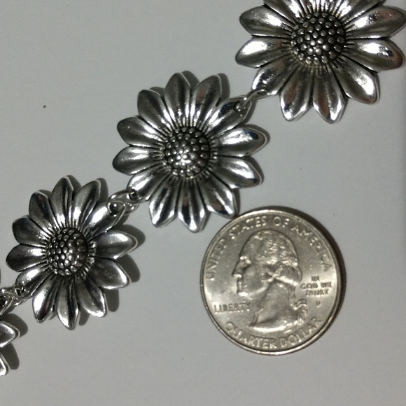 Bracelet Sunflowers Silver-tone Boho Country 7" + 2" extension Gift Collection - Picture 3 of 7